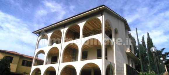 3 bedrooms Villa in Monte Romano, Italy No. 302316 3