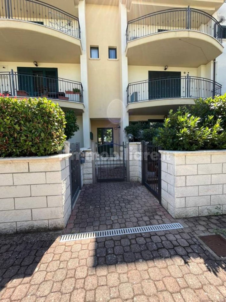 Квартира с 3 спальнями в Чепагатти, Италия № 291274