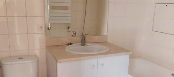 Studio in Levallois-Perret, France No. 315410 8