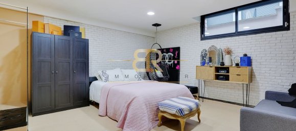 3 bedrooms Apartment in Les Lilas, France No. 181813 15