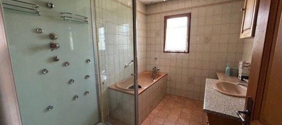 5 bedrooms House in Soissons, France No. 304453 8