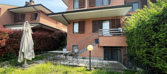 Дом с 4 спальнями в Пескьера Борромео, Италия № 59344 29