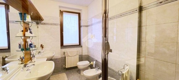 Дом с 4 спальнями в Пескьера Борромео, Италия № 59344 15