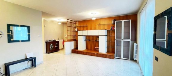 Дом с 4 спальнями в Пескьера Борромео, Италия № 59344 30