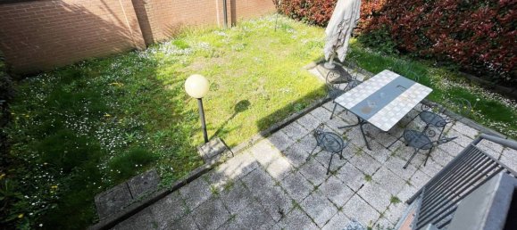 Дом с 4 спальнями в Пескьера Борромео, Италия № 59344 40