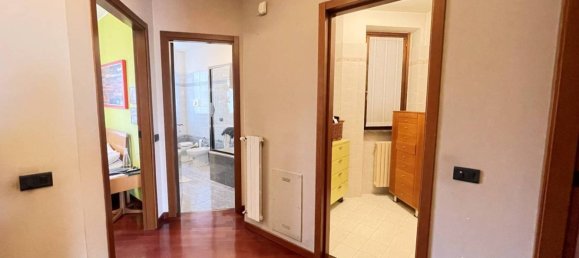 Дом с 4 спальнями в Пескьера Борромео, Италия № 59344 34