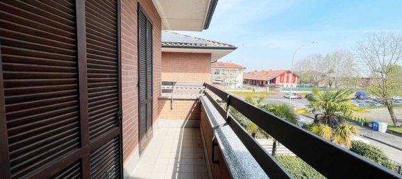 Дом с 4 спальнями в Пескьера Борромео, Италия № 59344 27