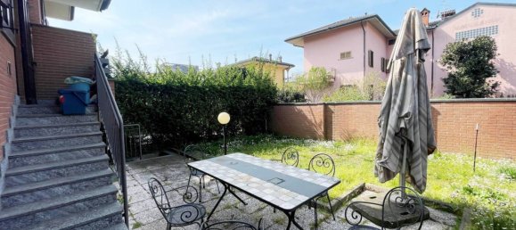 Дом с 4 спальнями в Пескьера Борромео, Италия № 59344 39