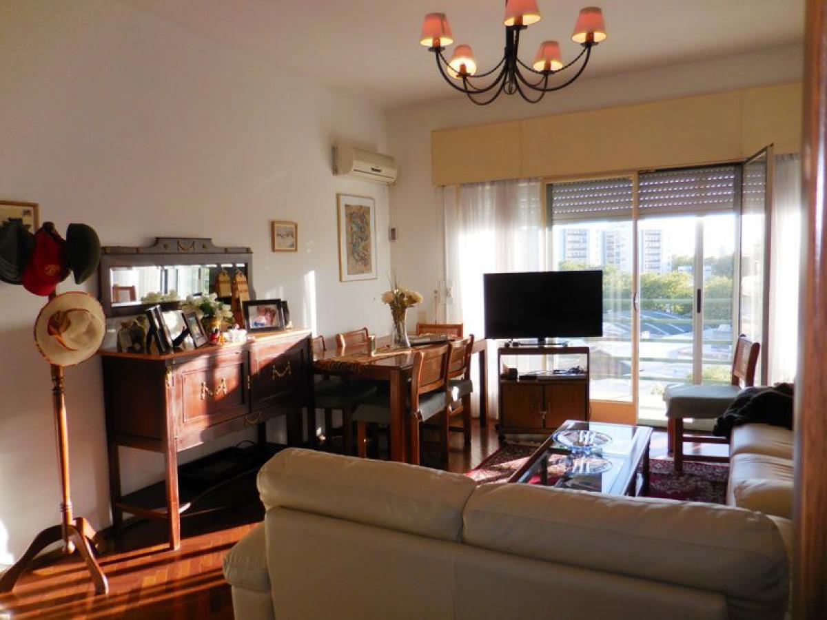 2 bedrooms Apartment in Montevideo, Uruguay No. 12749