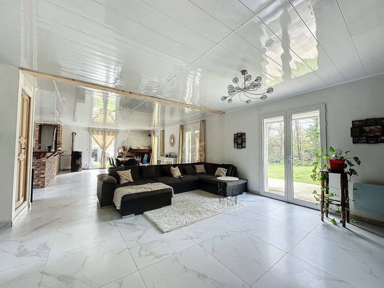 6 chambres Maison à Dammarie-sur-Loing, France No. 73702