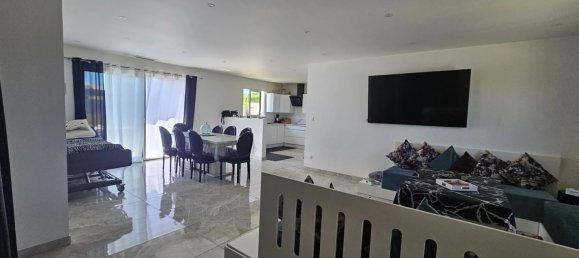 3 bedrooms House in Bergerac, France No. 108887 3