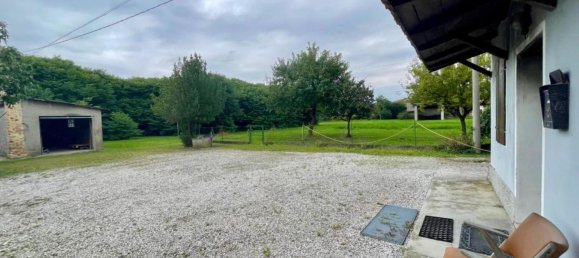 5 bedrooms House in Pordenone, Italy No. 325628 8