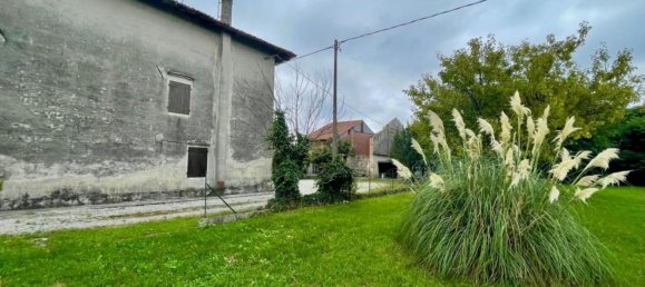 5 bedrooms House in Pordenone, Italy No. 325628 11