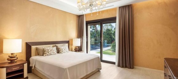 5 Schlafzimmer Villa in Marbella, Spain, Nr. 111187 9