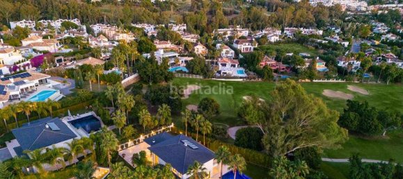 5 Schlafzimmer Villa in Marbella, Spain, Nr. 111187 26
