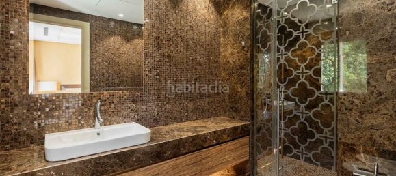 5 Schlafzimmer Villa in Marbella, Spain, Nr. 111187 14