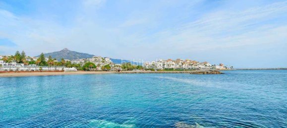 5 Schlafzimmer Villa in Marbella, Spain, Nr. 111187 29