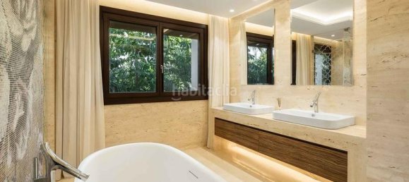 5 Schlafzimmer Villa in Marbella, Spain, Nr. 111187 13