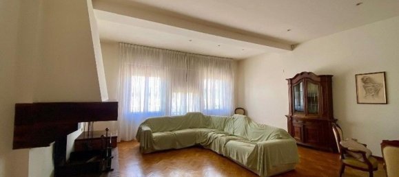 12-salle Villa à Empoli, Italy No. 279532 26