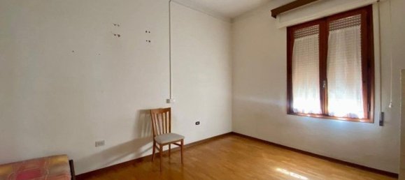 12-salle Villa à Empoli, Italy No. 279532 37