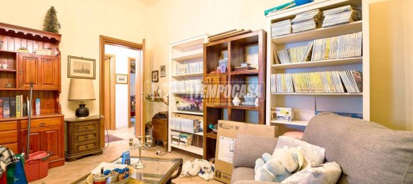 2 Schlafzimmer Wohnung in Cremona, Italy, Nr. 349623 12