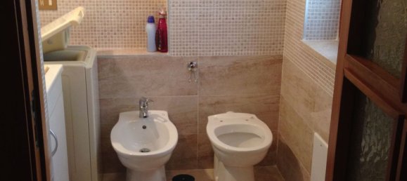 7 rooms Apartment in Salerno, Italy No. 256828 6