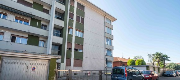 Apartamento de 3 dormitorios en Arluno, Italy No. 360673 38