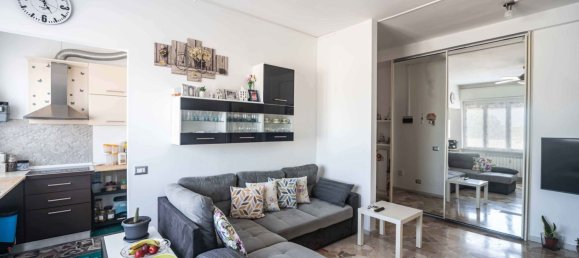 Apartamento de 3 dormitorios en Arluno, Italy No. 360673 6