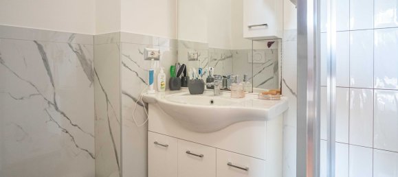 Apartamento de 3 dormitorios en Arluno, Italy No. 360673 32