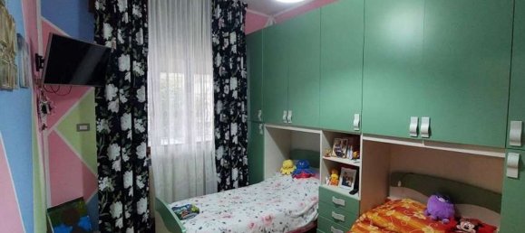 Apartamento de 6 dormitorios en Vercelli, Italy No. 364499 24