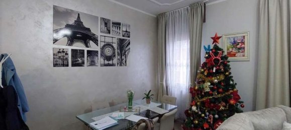 Apartamento de 6 dormitorios en Vercelli, Italy No. 364499 20
