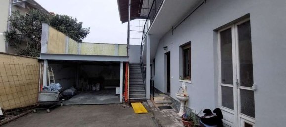 Apartamento de 6 dormitorios en Vercelli, Italy No. 364499 4