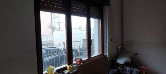 Apartamento de 6 dormitorios en Vercelli, Italy No. 364499 12