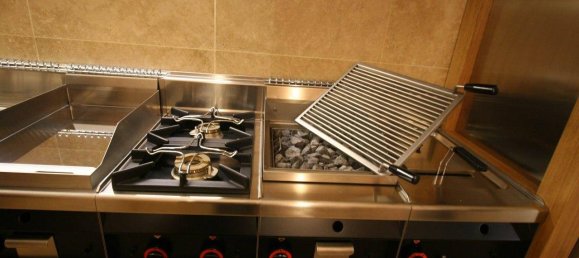 4 bedrooms Villa in Camaiore, Italy No. 223261 16