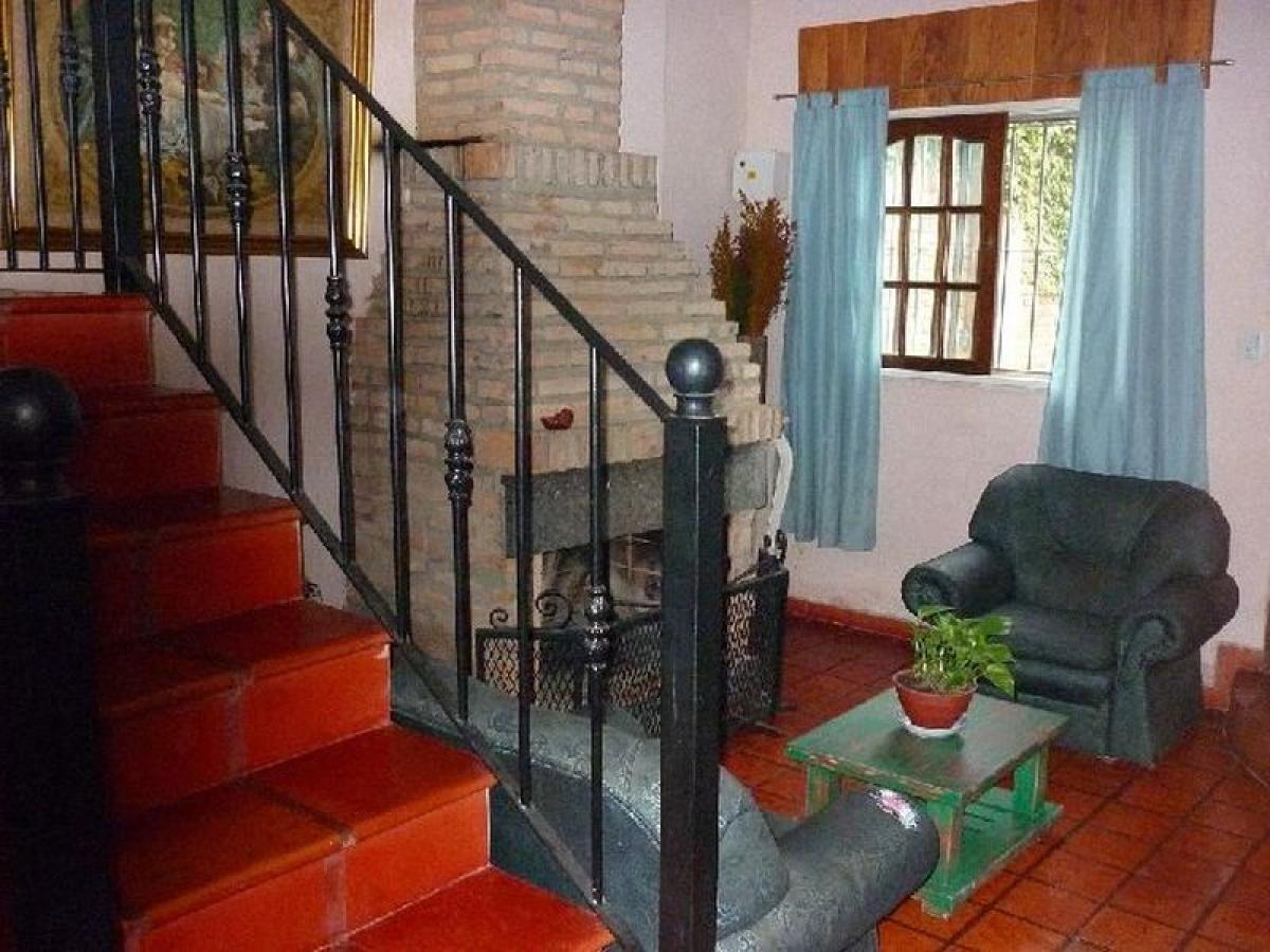 3 bedrooms House in Jose C. Paz, Argentina No. 102064