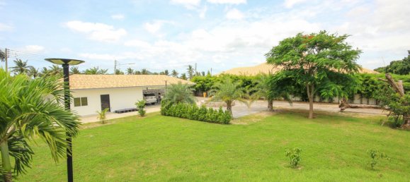 5 bedrooms Cafe / restaurant in Hua Hin, Thailand No. 6451 11