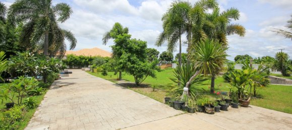 5 bedrooms Cafe / restaurant in Hua Hin, Thailand No. 6451 8