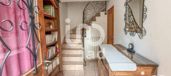 2 bedrooms House in Coulommiers, France No. 283488 2