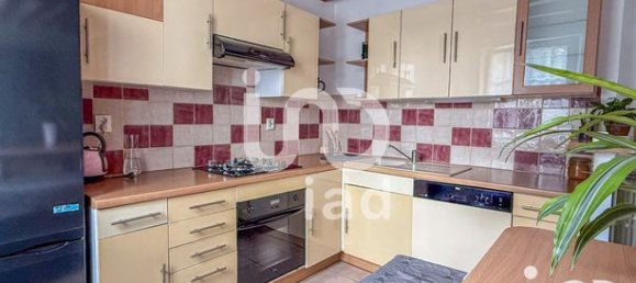 2 bedrooms House in Coulommiers, France No. 283488 4