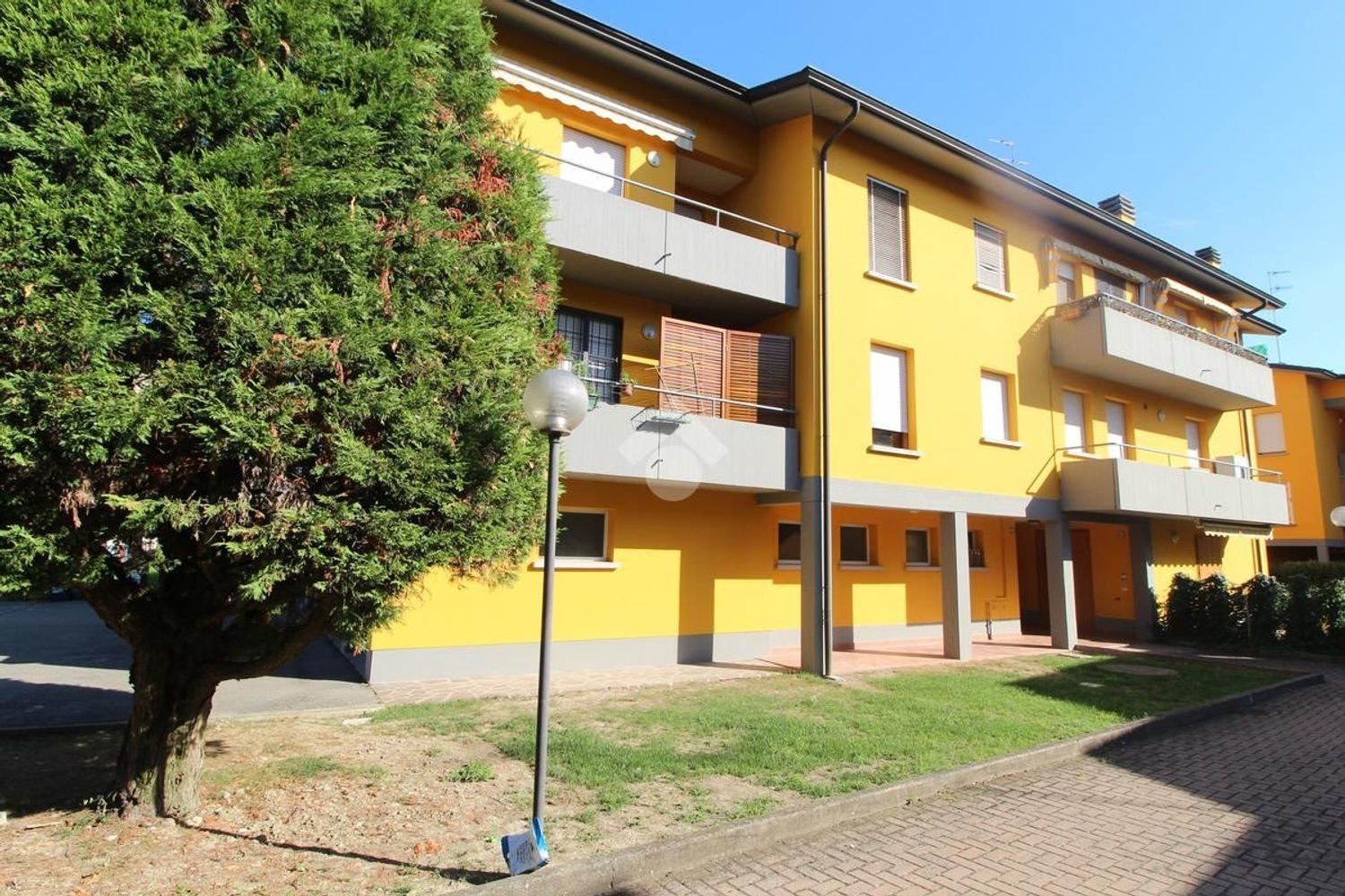 4 bedrooms Duplex in Cadelbosco di Sopra, Italy No. 339215