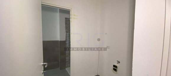 Apartamento de 2 habitaciónes en Seregno, Italy No. 37762 23