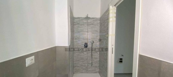 Apartamento de 2 habitaciónes en Seregno, Italy No. 37762 29