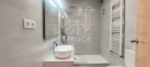 5 bedrooms Townhouse in Montgat, Spain No. 184109 19