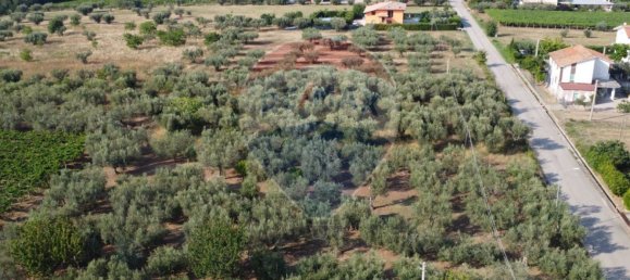 Terreno em Rocca San Giovanni, Italy 3045 m² N.º 362038 4