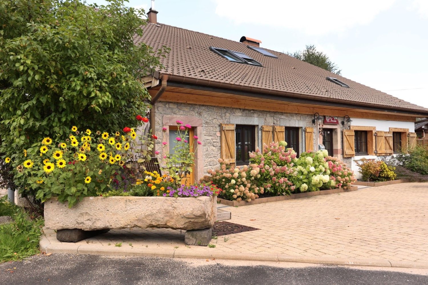 Casa de 5 dormitorios en Gerardmer, France No. 76039
