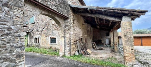 4 bedrooms House in Caprino Veronese, Italy No. 322717 20