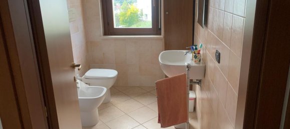 4-salle Appartement à Chieti, Italy No. 194115 45