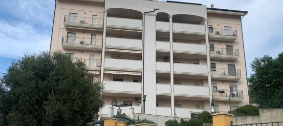4-salle Appartement à Chieti, Italy No. 194115 14