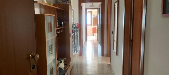 4-salle Appartement à Chieti, Italy No. 194115 24