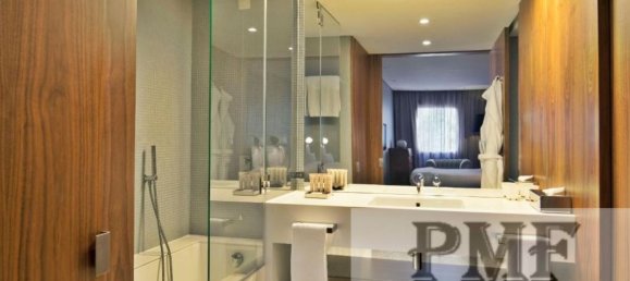 3 bedrooms Penthouse in Lisbon, Portugal No. 145454 8